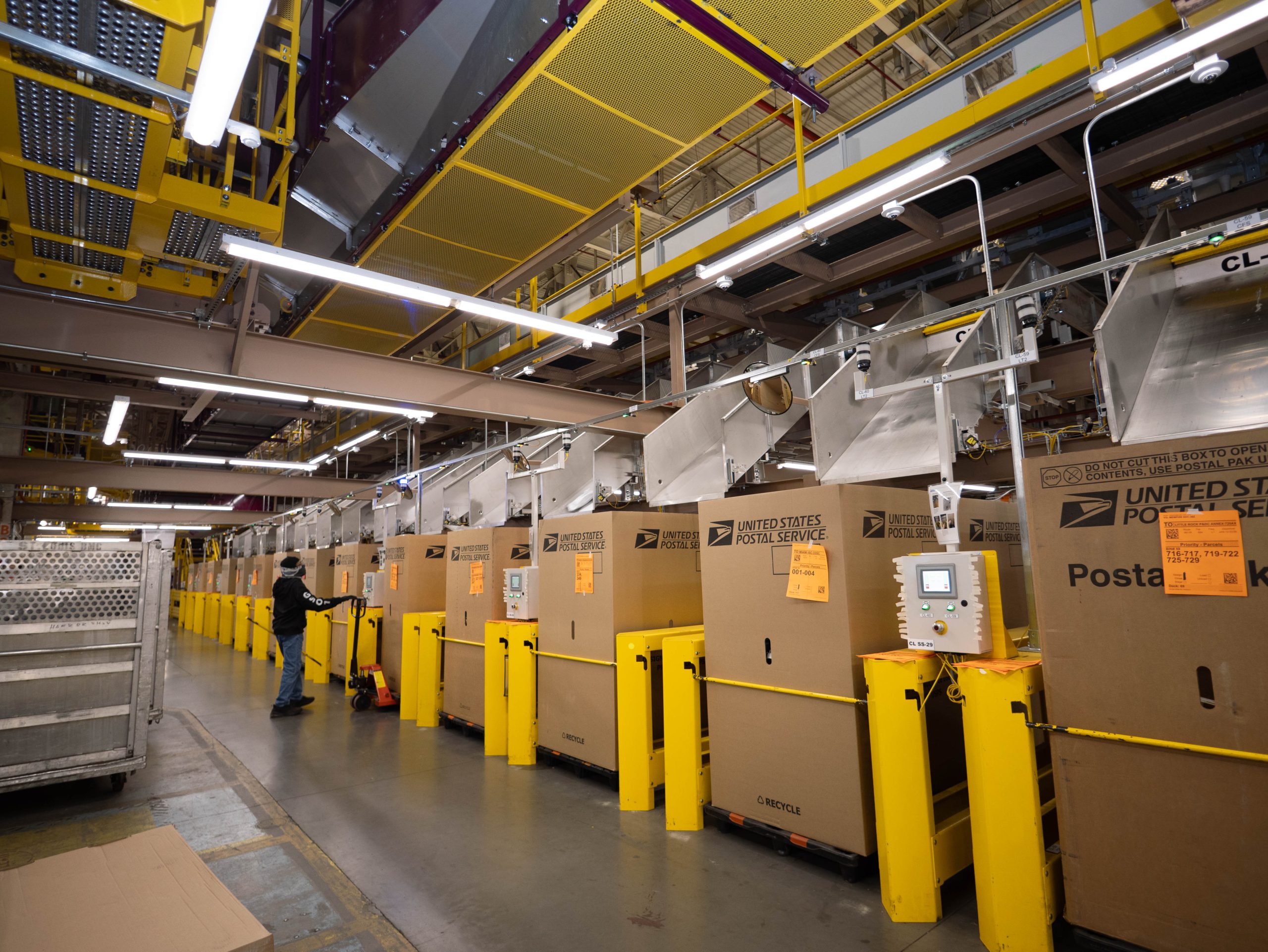 Contractor two months ahead of schedule on USPS upgrade project, thanks ...